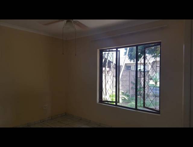 2 BEDROOM PROPERTY TO RENT IN BIRDSWOOD